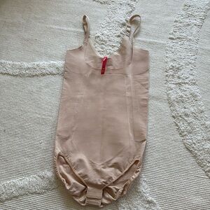 Spanx Oncore open bust shaping  panty bodysuit nude beige Small NWOT